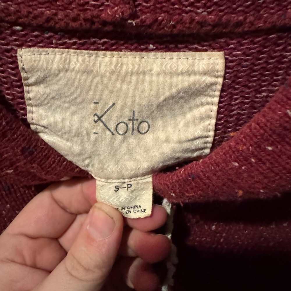 Women’s Koto Red Knit Pullover Hoodie Size Small - Picture 3 of 4